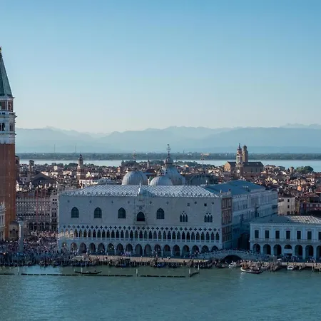 Apartamento La Casa Del Pescatore: A Lovely Escape In Venice!!